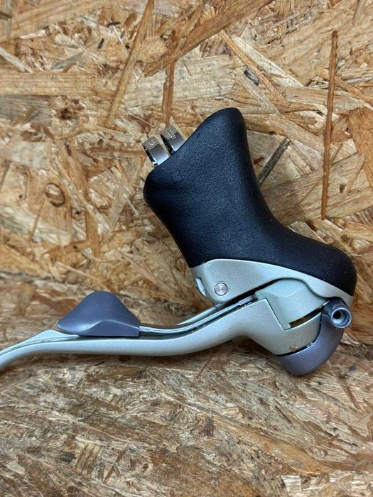 Nowa NOS Shimano 105 STI klamkomanetka szosowa ST-1055 , 2/3 Speed