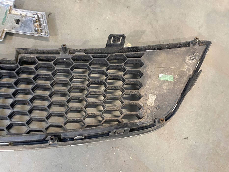 chevrolet spark iii grill atrapa