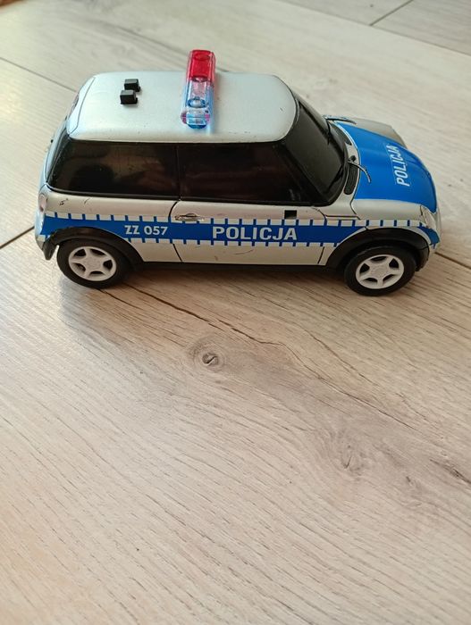 Auto policyjne policja