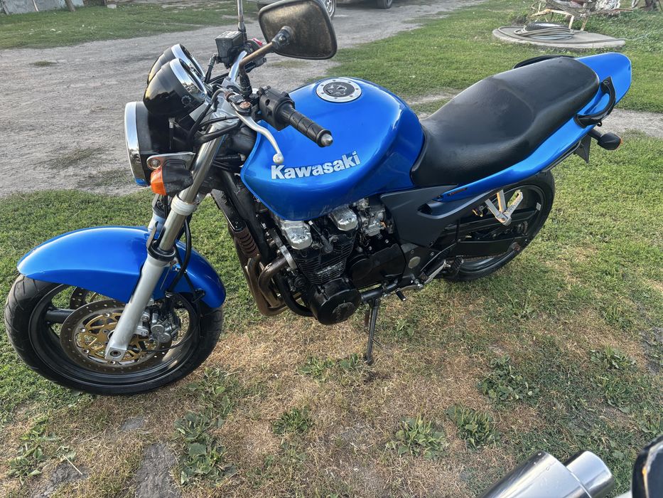 Kawasaki ZR 7 na części