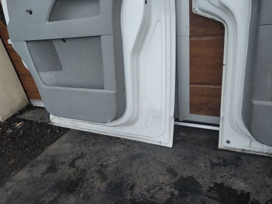 Drzwi kompletne przód lewe prawe VW t5 t5 lift białe LB9A
