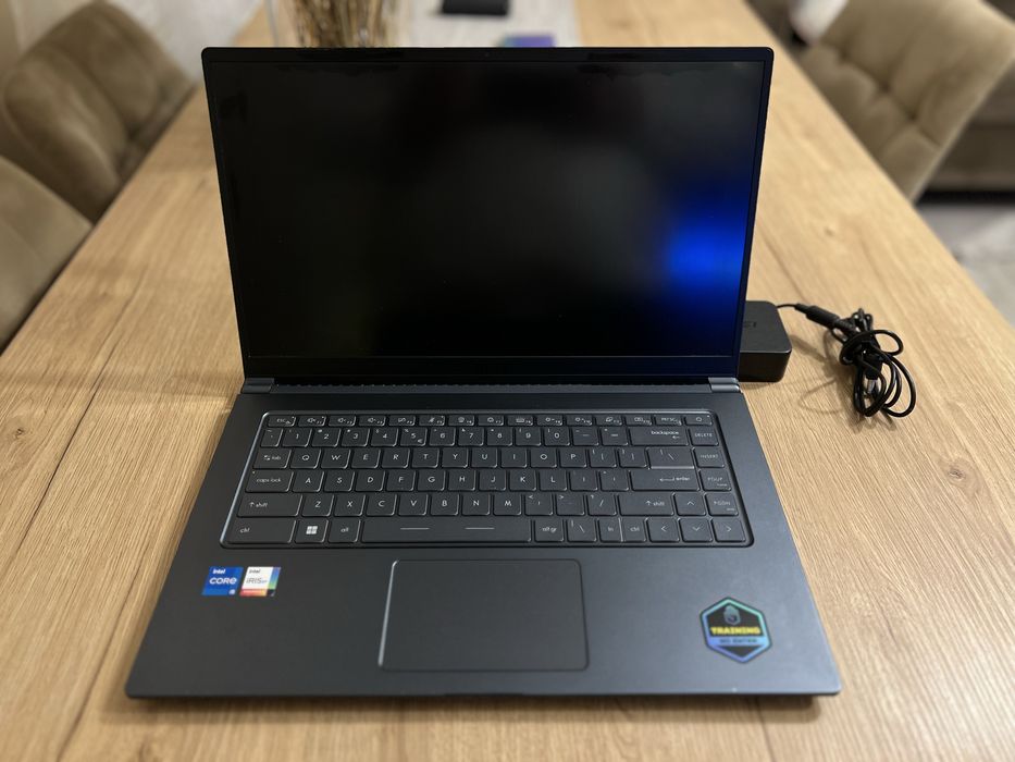 Laptop MSI MODERN 15 A11MU