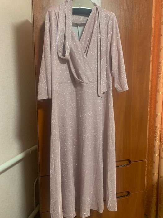 Сукня на запах святкова 52 р