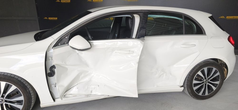 Mercedes classe A 160 salvado