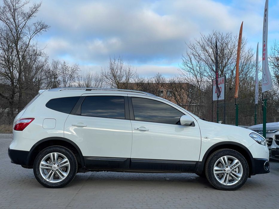Nissan Qashqai+2 2013
