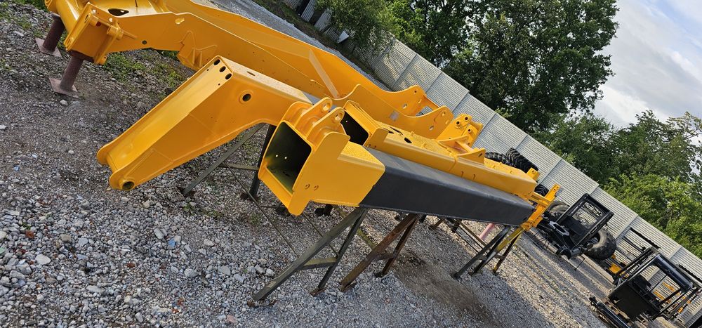 Продам  стрілу  до JCB 540-140