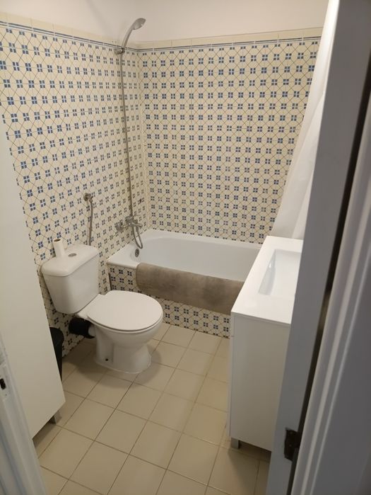 Apartamento T1+1 para alugar no centro de Almada