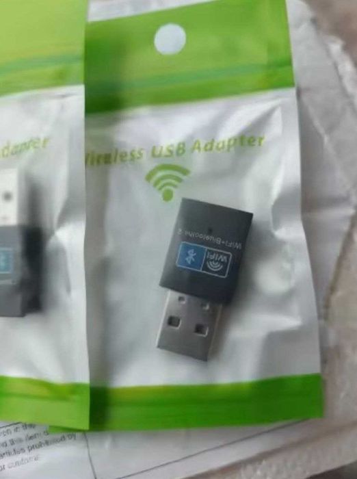 USB-адаптер 2-в-1, Wi-Fi и Bluetooth.