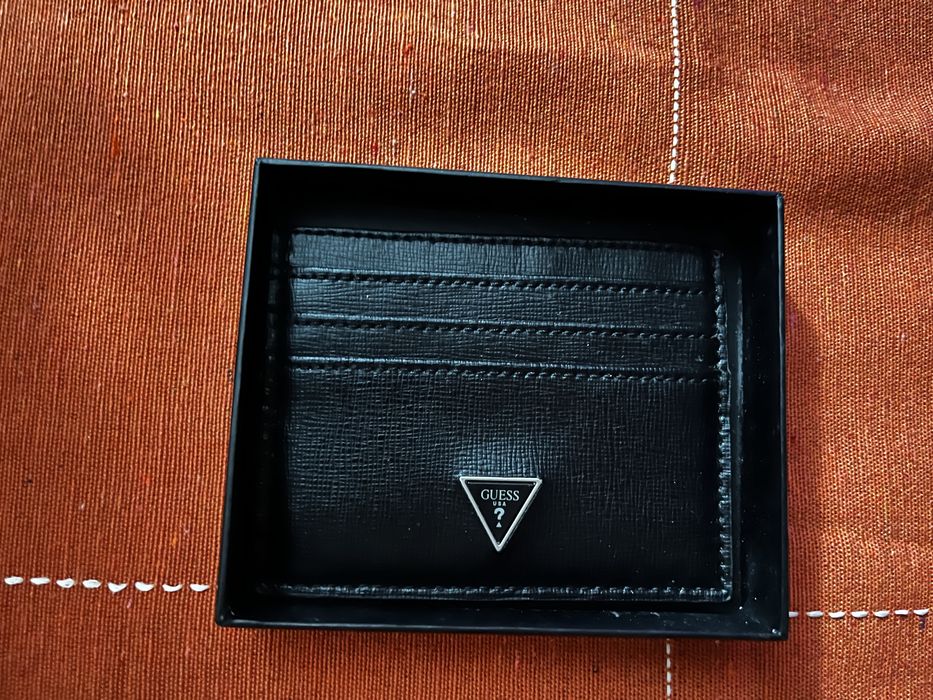Carteira da guess guarda cartoes etc