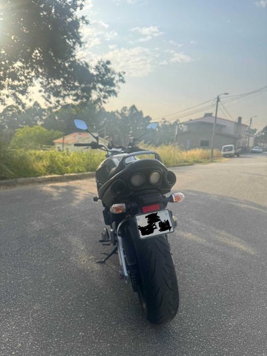Súzuki gsr 600 como nova