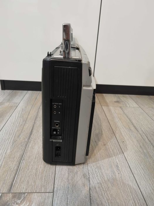 radiomagnetofon SHARP GF-8585