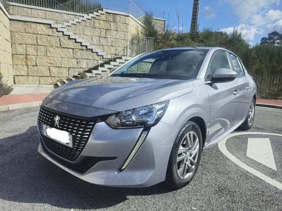 Peugeot 208 style 1.2 2020