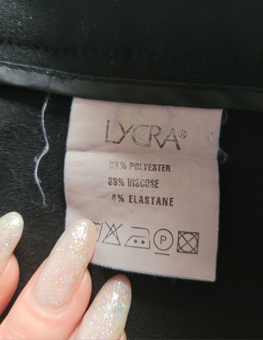 Czarne eleganckie czarne klasyczne szerokie spodnie wysoki stan 38 M