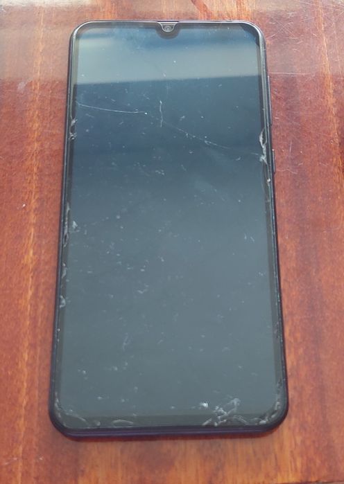 Продам три телефона Samsung