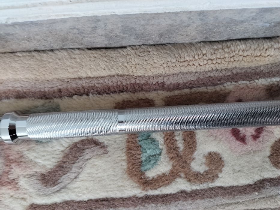 New 1.55m Weightlifting/Fitness Bar64552971375233123