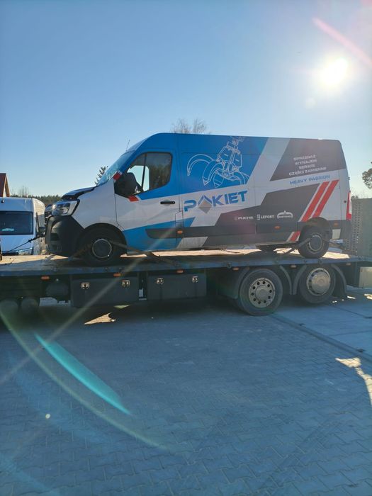Sprzedam renault master 2023 salon polska uszkodzony