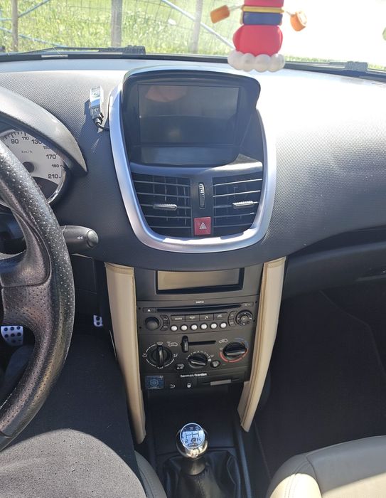 Peugeot 207 CC 1.6 16v Oportunidade