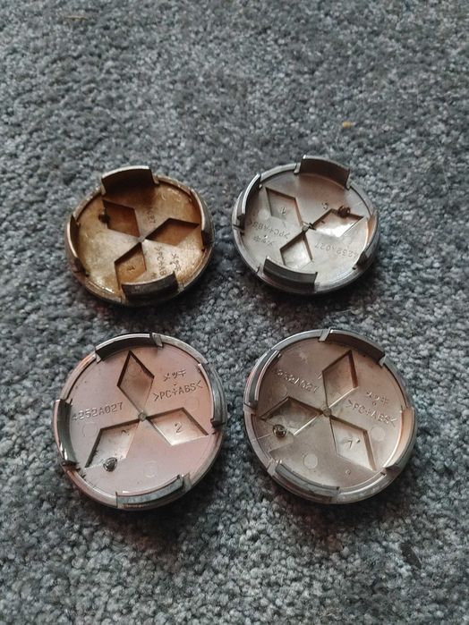 Dekielki alufelgi Mitsubishi  59mm x 54mm Oryginal Jeep 55mm x 49mm