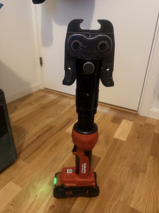 Hilti NPR 32-22 Nuron. Press idealny stan