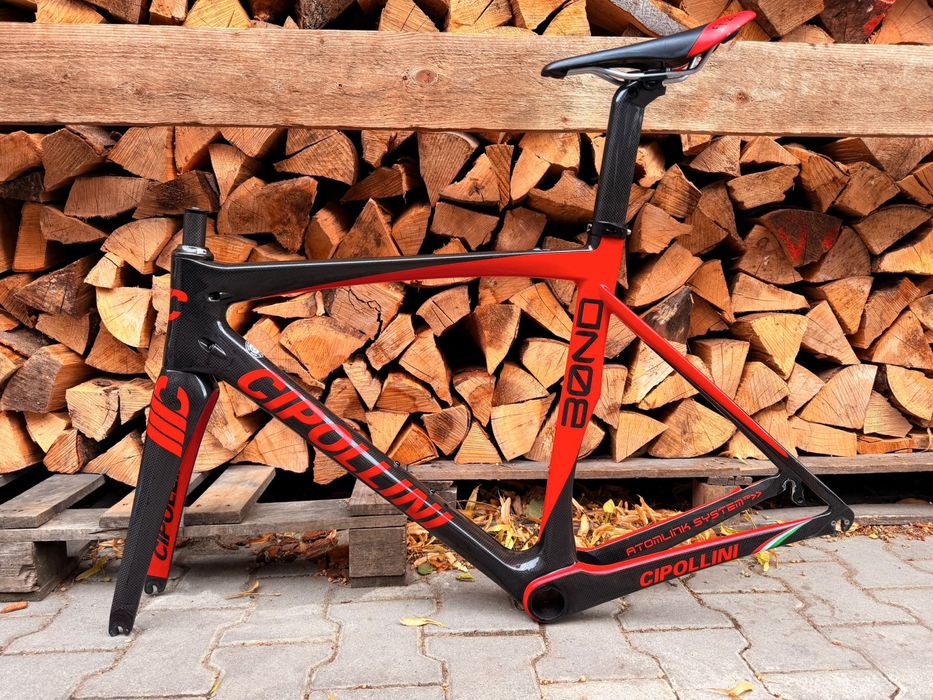 Frameset  szosowy Cipollini Bond aero  r.L