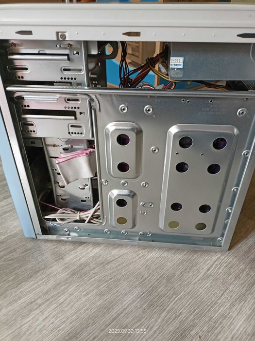 Системник до персонального компютера