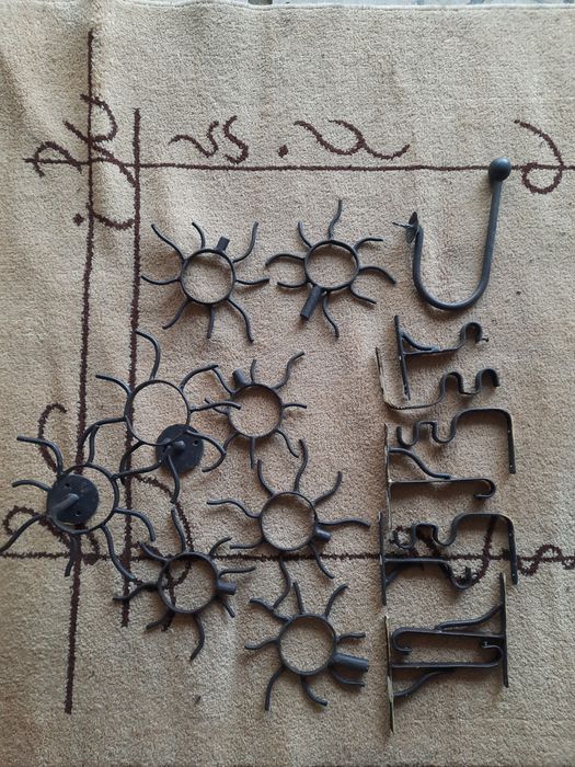 Conjunto candelabro, chaveiro e suportes cortinado em ferro