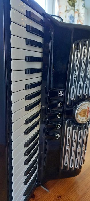 Akordeon włoski TITANO 120