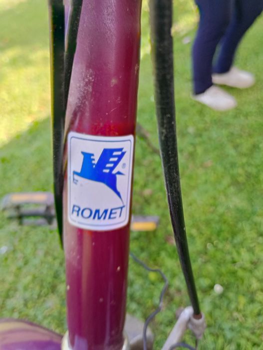 Rower damka z przerzutkami.