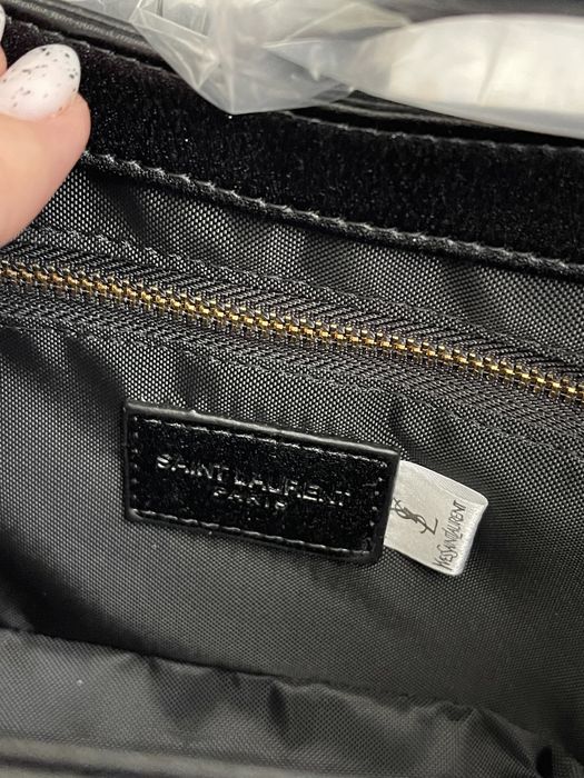 Сумка відомого бренду YSL , повністю укомплектована, чорного кольору.