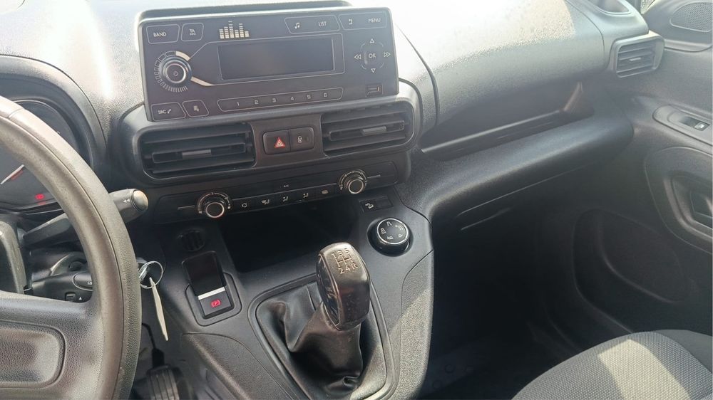 Citroen Berlingo 1.6hdi asphault