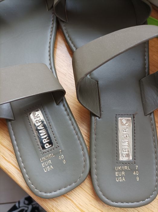 Klapki Primark damskie