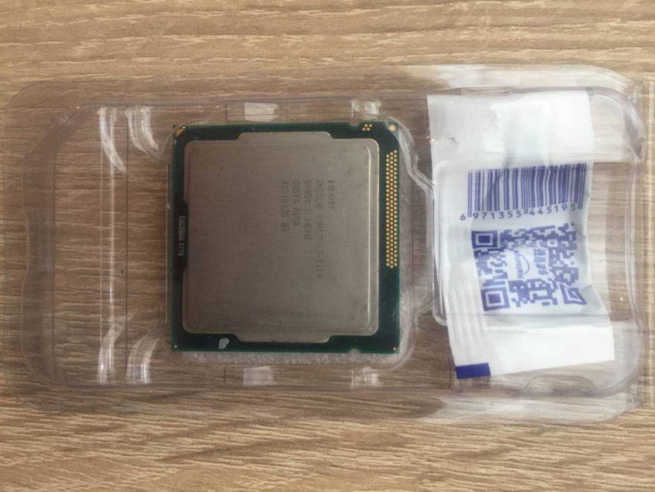Процесори Intel Core i3-2120.i3-3240