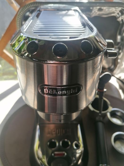 Кавоварка Delonghi ec 685 M