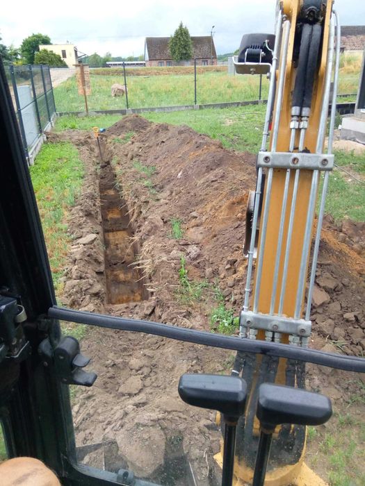 Usługi minikoparką - ładowarką Kamień, Ziemia, Żwir, Tłuczeń CICHYBRUK