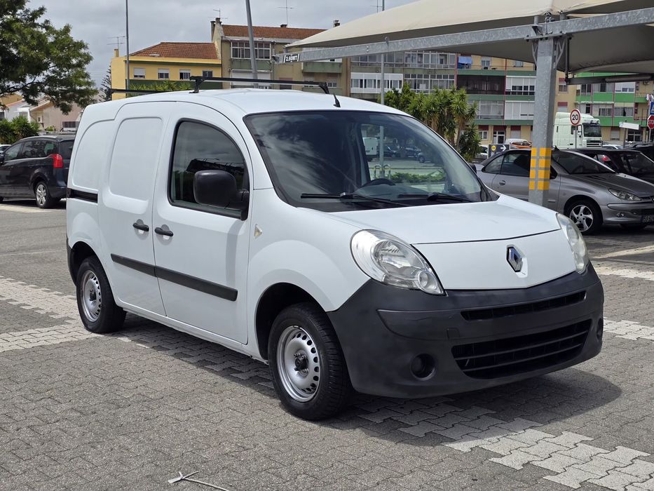 Renault Kangoo 1,5 DCI. AC   3799. Kit distribuição Trocada