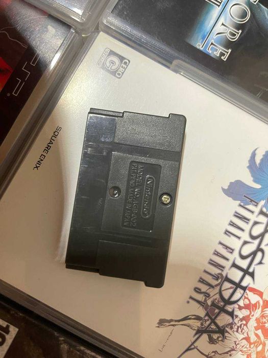 Лот #351 ігри для PSP UMD Диски 8 ШТ + Metroid GBA. Все одним лотом.