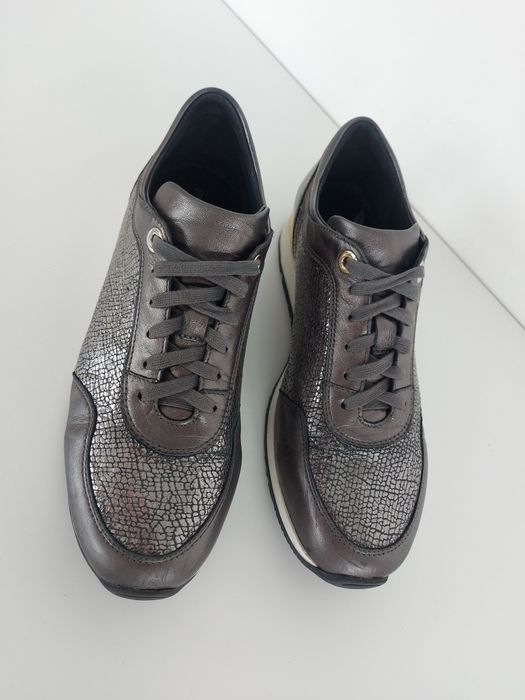 Buty adidasy skórzane Prima Moda w rozmiarze 40