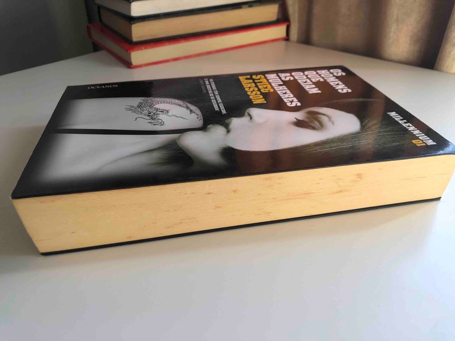 "Os Homens Que Odeiam as Mulheres" de Stieg Larsson (Portes Grátis)