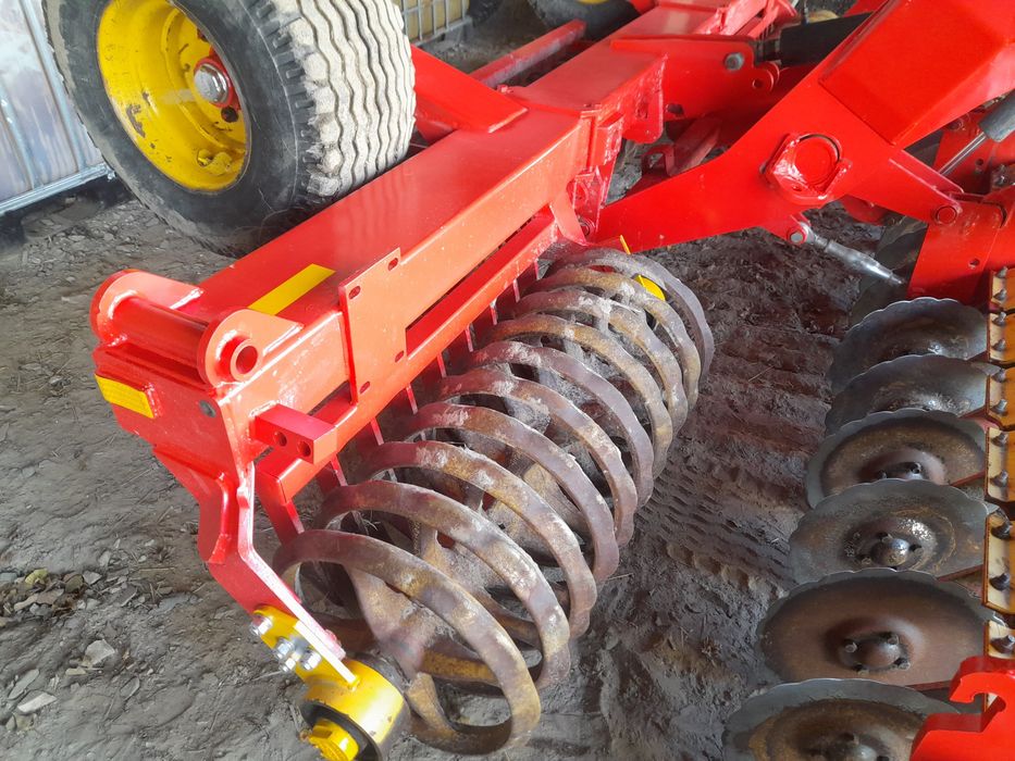 Дисковий агрегат Vaderstad Carrier 420