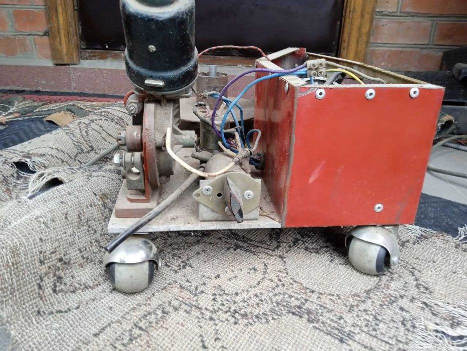 запчастини токарного станка корпус подшипника шкив протяжка сварочная