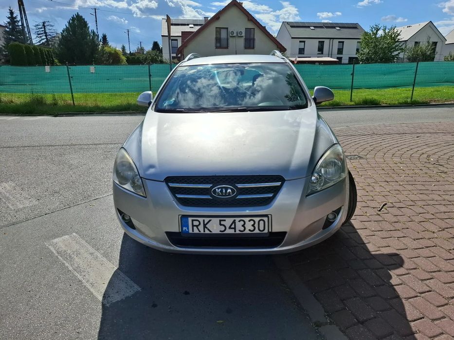 Kia Ceed Kombi 1.6 Crdi 90KM Alufelgi Hak