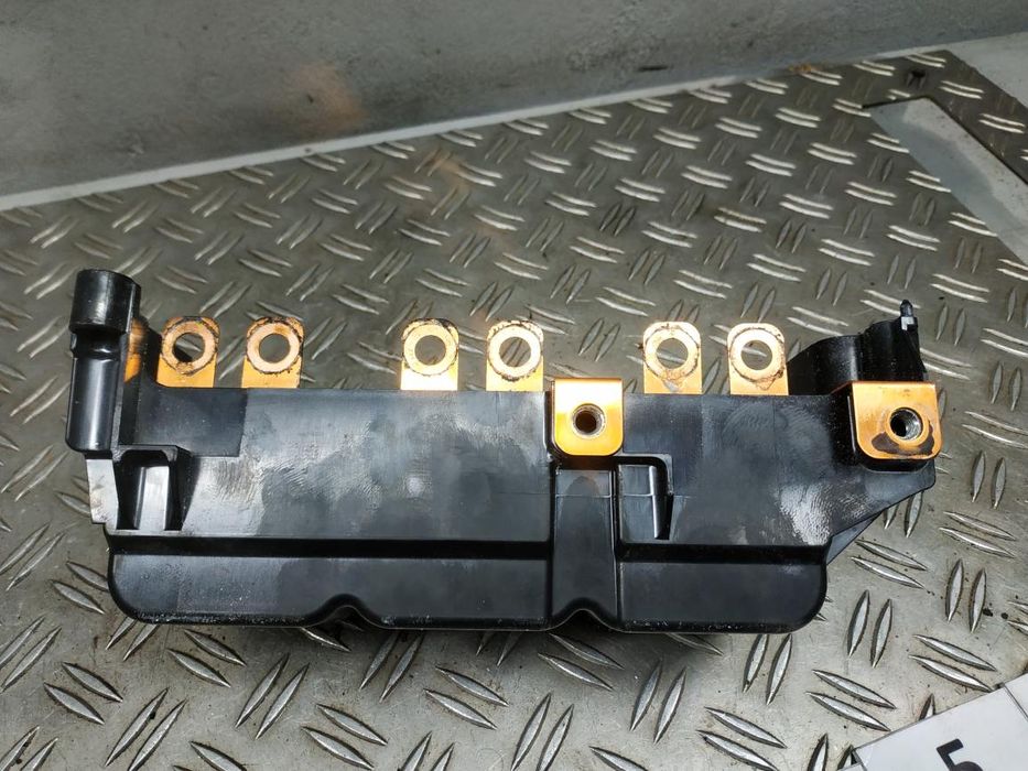 Nissan Leaf ZE0 2010-2017 конденсатор EL13856 XC1283NF0A