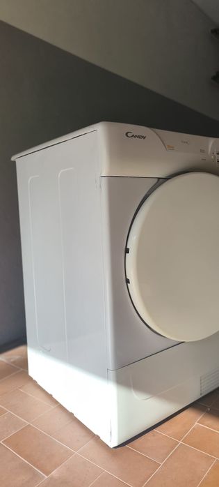Máquina de Secar Roupa CANDY 8Kg – Como Nova!
