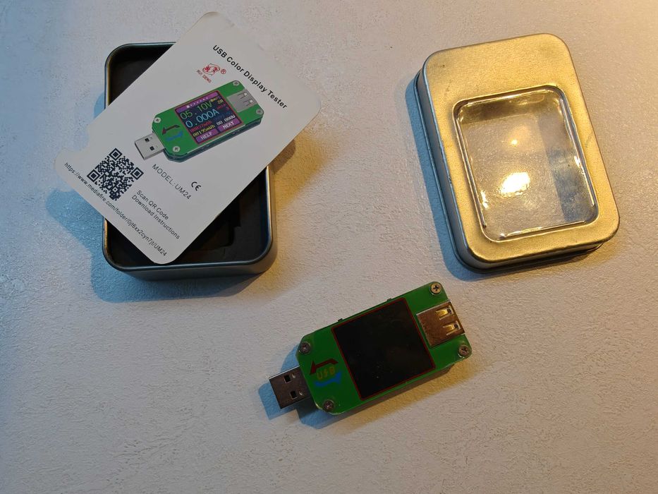 многофункциональный USB-тестер RuiDeng UM24