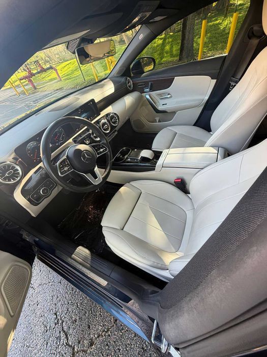 Mercedes-Benz CLA 250 4MATIC      2021