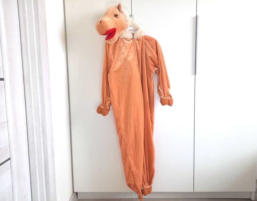 Костюм коня кінь верблюда Джокера шута клоуна на хелловін  7-8 років