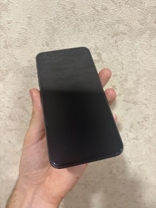 Продаю Iphone 11 Pro Max Midnight Green на 256GB