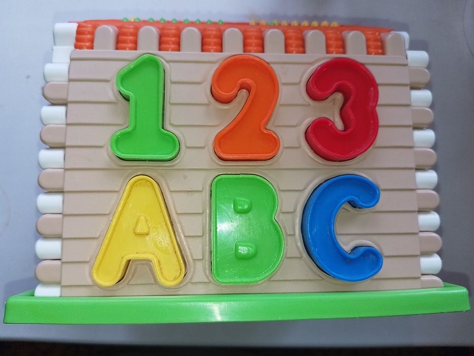 Будинок, сортер.