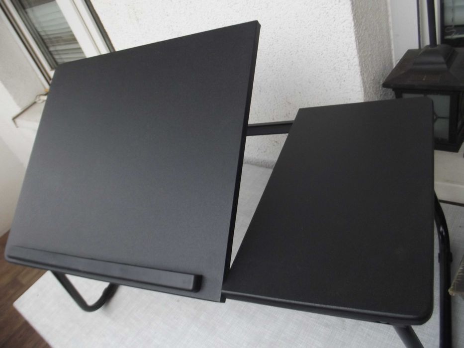 Stolik pod laptopa