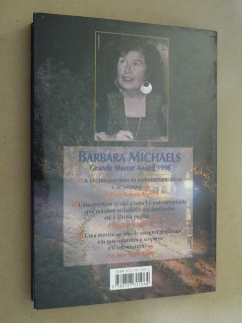 Outros Mundos de Barbara Michaells
